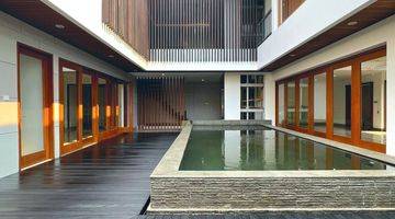 Gambar 3 New Modern Tropical Private Lift, S Pool, Layout Lapang, Full Marmer LT: 489