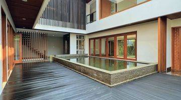 Gambar 5 New Modern Tropical Private Lift, S Pool, Layout Lapang, Full Marmer LT: 489