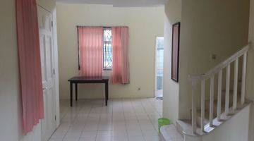 Gambar 3 Townhouse Taman Hijau 2 Lantai 110m2 @ Lippo Karawaci