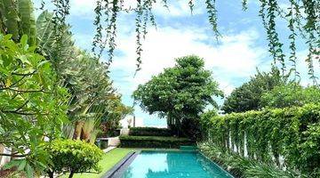 Gambar 2 For Sale Overlooking The Ocean Beachfront Villa Keramas