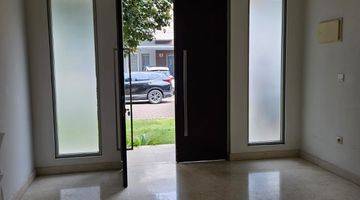 tampak depan dijual cepat rumah ready siap