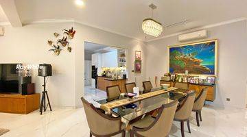 Gambar 4 Dijual Rumah Luxury Country Style Pejaten Barat Jakarta Selatan 