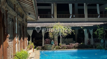 Gambar 5 Classic dan Luxury  Villa  di Legian Seminyak