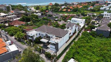 Gambar 2 Luxury Villa Dekat Pantai Nelayan Canggu