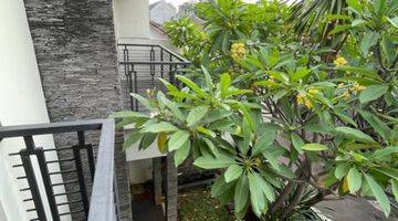 Gambar 1 Rumah Siap Huni Dalam Cluster One Gate System Kemang Bangka Jaksel