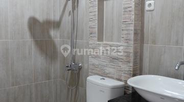 kamar mandi rumah baru  jual bu di