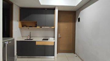 Gambar 3 Disewakan Taman Anggrek Residence Full Furnished Lantai Rendah