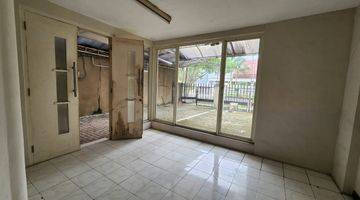 Gambar 5 Dijual Rumah Komersial Aread di Wr Supratman Surabaya Pusat