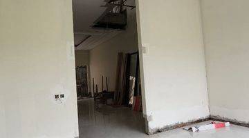 Gambar 3 Rumah Pakuwon Indah High Spec Surabaya Barat