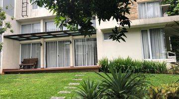 ruang keluarga rumah bagus semi furnished shm