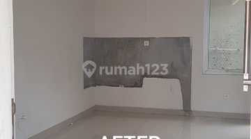 ruang keluarga rumah 2 lantai bagus unfurnished