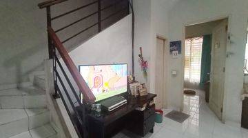 ruang keluarga rumah cluster topaz phg 2t