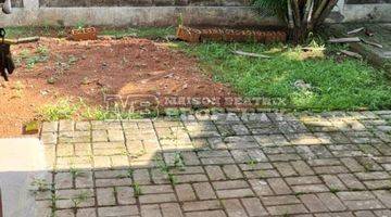 Gambar 1 Disewakan rumah semi furnished siap huni di kencana loka bsd