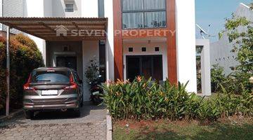 Gambar 1 Dijual Rumah Bagus Modern 2 Lantai Semi Furnished Bisa Nego Lokasi di Grand Cibubur Lt 216m², Lb 167m². P3.91.07.24