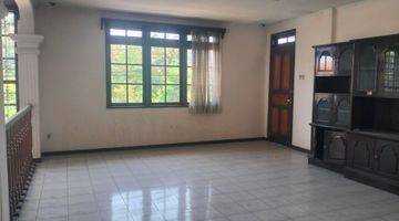 Gambar 5 Di Bawah Njop Batu Indah ( 30 X 19,8)m2 U/5 Unit Rumah