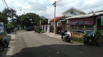 Gambar 2 Rumah Mainroad Sarijadi Full Furnish Dkt Setraduta Pasteur 