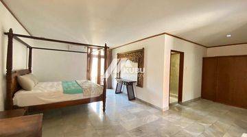 Gambar 5 Kbp1336 2 Bedrooms Double Storey House Is Located In Central Sanur Tamblingan Street. 