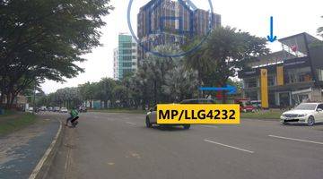 Gambar 1 Showroom Murah di Boulevard Bintaro Sektor 7 Tangerang Banten