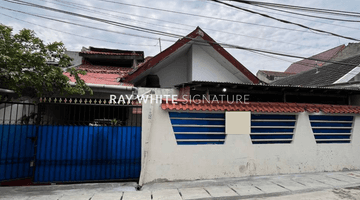 Gambar 1 Dijual Rumah Lama Cocok Untuk Jadi Kost di Jl. Benda Keb. Baru