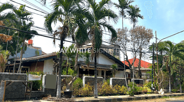 Gambar 1 Dijual Rumah Lama Posisi Hook Jalan Utama Jl Kayu Putih Selatan