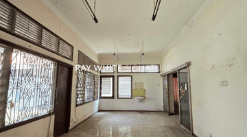 Gambar 4 Dijual Rumah Lama Hitung Tanah Area Prime Di Jl. Tanjung, Menteng