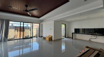 Gambar 5 Modern House