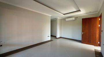 Gambar 5 Modern Minimalist Villa