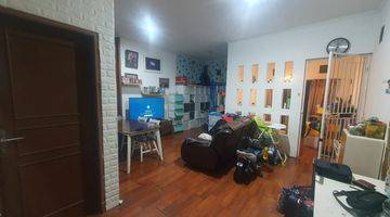 Gambar 1 Rumah Dua Lantai Mutiara Antapani