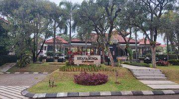 Gambar 2 Rumah 2 Lantai Sebelah Sport Club Istana Bunga