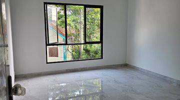 Gambar 5 Dijual Rumah Bangunan baru Griya Loka BSD