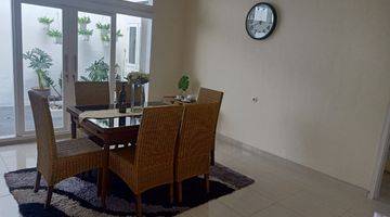 Gambar 1 Rumah 2 Lantai Sudah Renovasi Semi Furnished SHM di Sayap Burangrang, Bandung