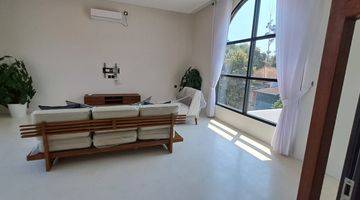 Gambar 5 Rumah 2 Lantai Bagus Furnished SHM di Setiabudi, Bandung