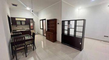 Gambar 2 Jarang Ada Rumah Hook Semi Furnished Wiyung SHM