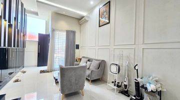 Gambar 3 Termurah Dan Terdepan Pakuwon Indah Full Furnished 3 Lantai