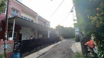 Gambar 3 Di Jual Rumah 2 lantai, lokasi strategis