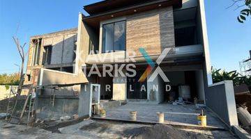 Gambar 1 Rumah Citraland South Emerald Mansion Cluster Depan Ciamik Poll