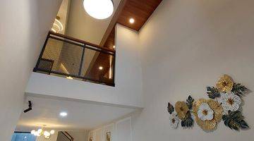 Gambar 4 Rumah 2 Lantai Full Furnished Scandinavian 12 Menit Ke Ugm