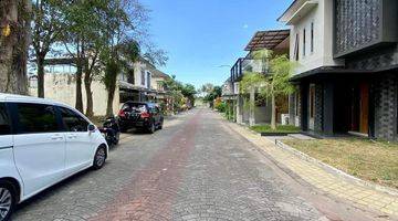 Gambar 2 Rumah Megah Full Furnish Dalam Perumahan Jl Palagan Km 11