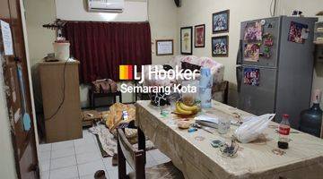 Gambar 4 Rumah Klasik di Daerah Pleburan