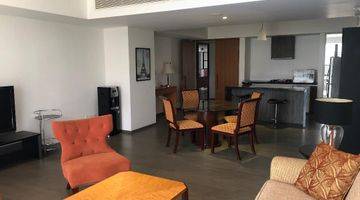 Gambar 2 Verde 2 Kamar Tidur Furnished Disewakan View Pool