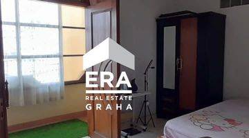 kamar tidur rumah strategis di cikoko barat