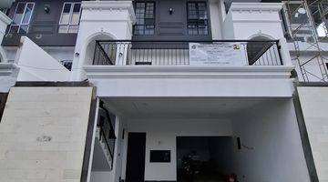 Gambar 1 Rumah Towhouse Mewah Di Pejaten Barat,jakarta Selatan