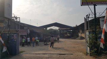 tampak depan lahan komersil lokasi pinggir jalan
