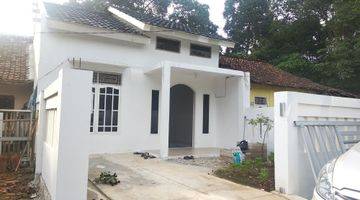 Gambar 1 Rumah siap huni, di Sodong-Tiga Raksa, bangun dari kapling. 