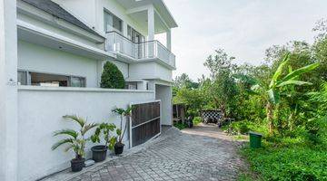 Gambar 2 Villa view Sawah Pegending Dalung