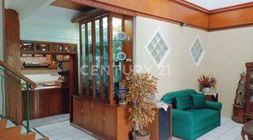 Gambar 3 Dijual Rumah Bagus Bangunan 2 Lantai Area Cibolerang Bandung