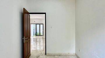 Gambar 5 Best Deal Turun Harga Rumah Baru Minimalis Pondok Indah