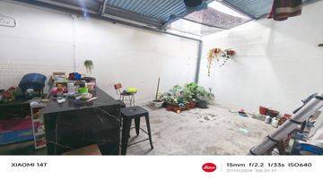 Gambar 3 Rumah 2 Lantai Green Mansion Siap Huni Terawat