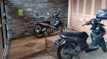 garasi/carport rumah induk dan kos-kosan hitung