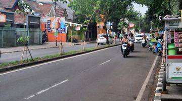 Gambar 1 Rumah Di Pinggir Jalan Utama Cocok Untuk Usaha Di Bsd